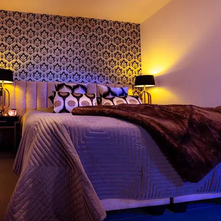 Suitedreams - Ruby *