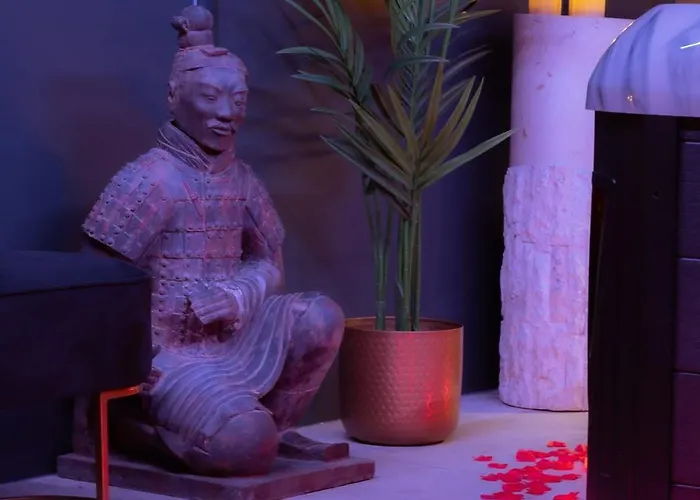 Suitedreams - Ruby Apartment *