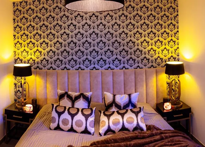 Suitedreams - Ruby * Liegi